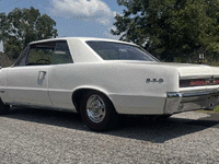 Image 2 of 14 of a 1964 PONTIAC GTO