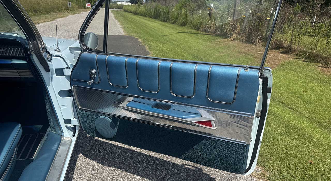 9th Image of a 1961 OLDSMOBILE STARFIRE