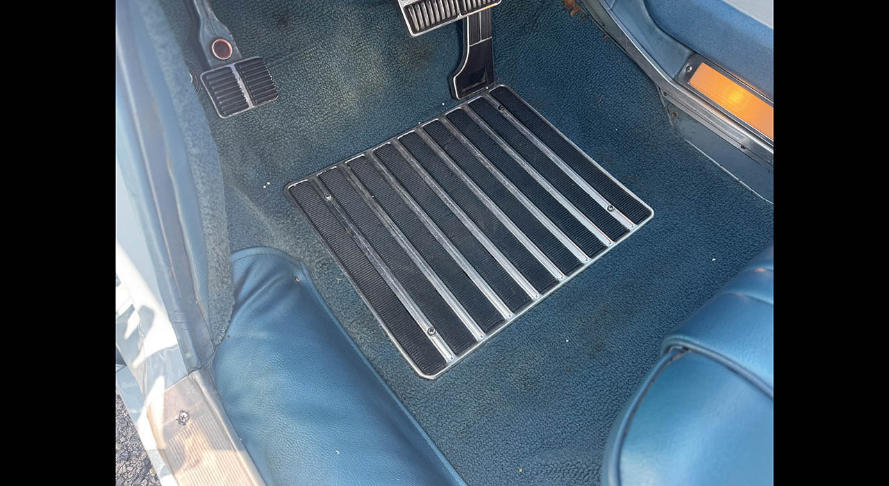 13th Image of a 1961 OLDSMOBILE STARFIRE