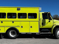 Image 2 of 9 of a 2015 INTERNATIONAL 4000