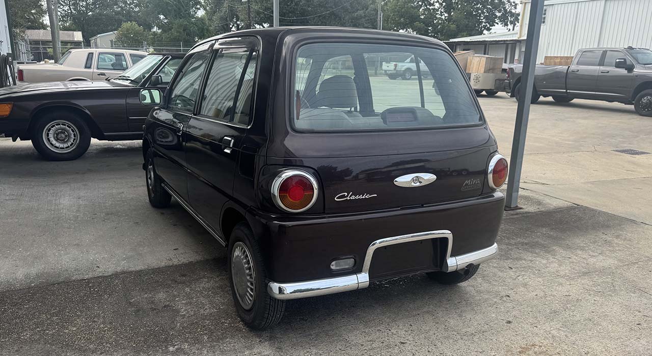 1st Image of a 1997 DAIHATSU MIRA