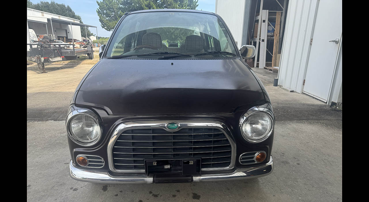 3rd Image of a 1997 DAIHATSU MIRA