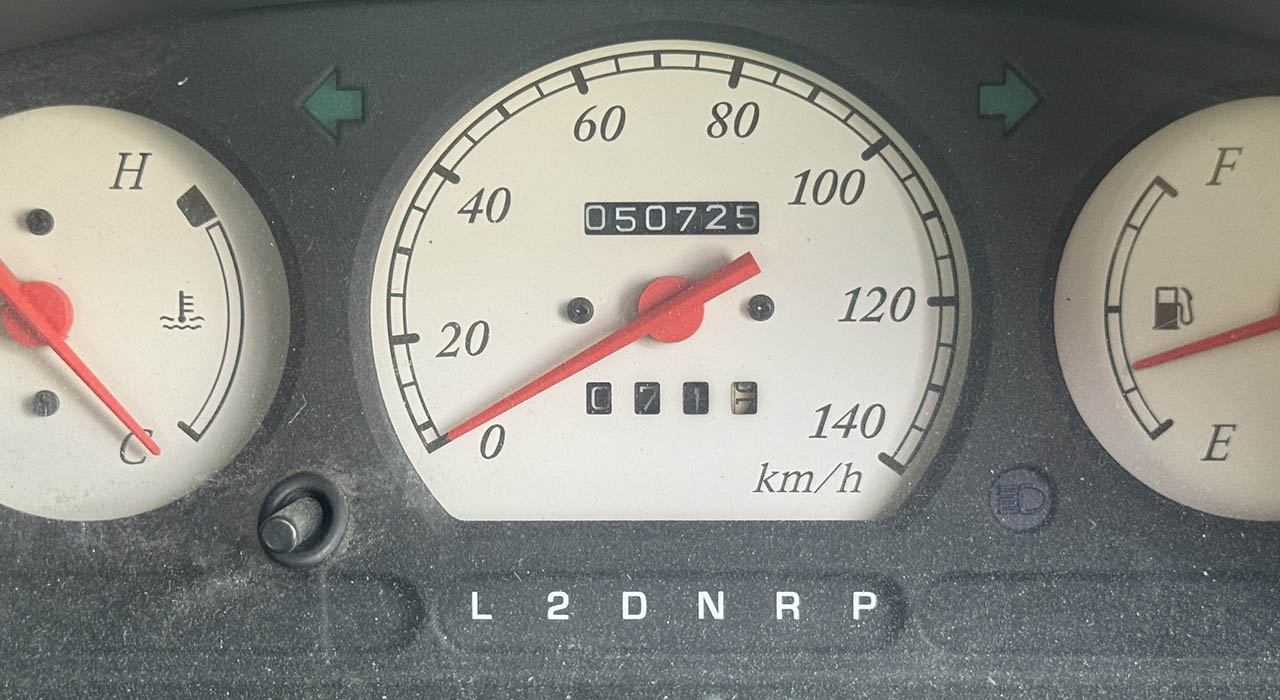 9th Image of a 1997 DAIHATSU MIRA