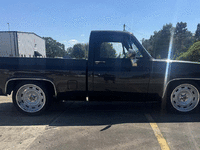 Image 6 of 14 of a 1983 CHEVROLET C10