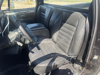 Image 9 of 14 of a 1983 CHEVROLET C10