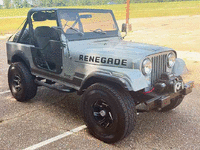 Image 2 of 8 of a 1982 JEEP CJ7 RENEGADE