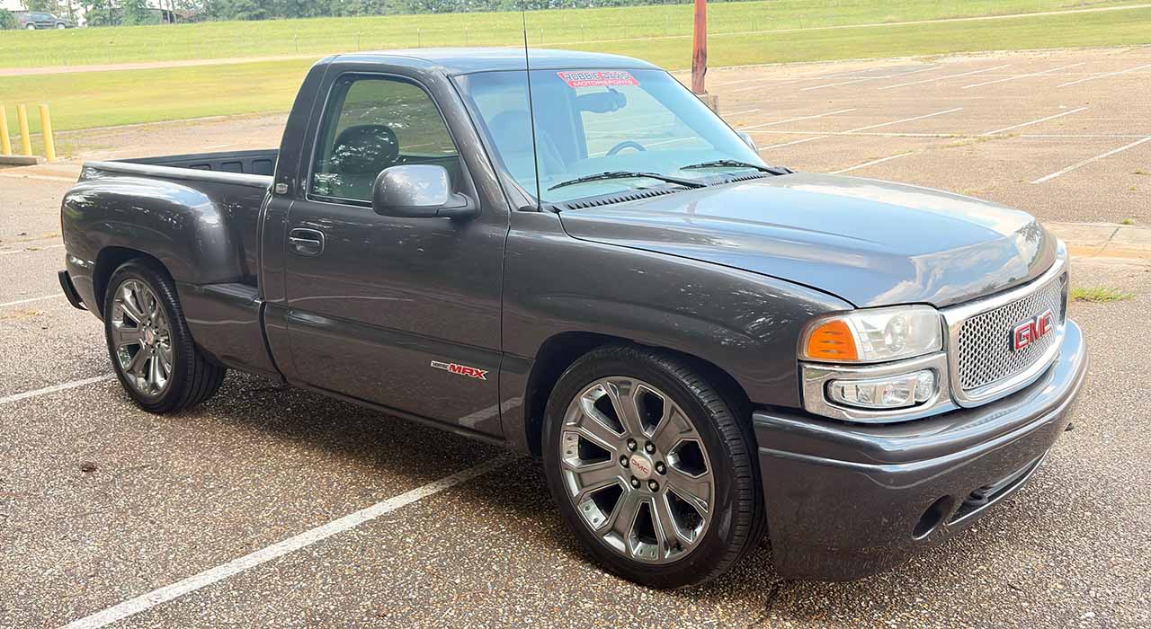 1st Image of a 1999 GMC SIERRA 1500