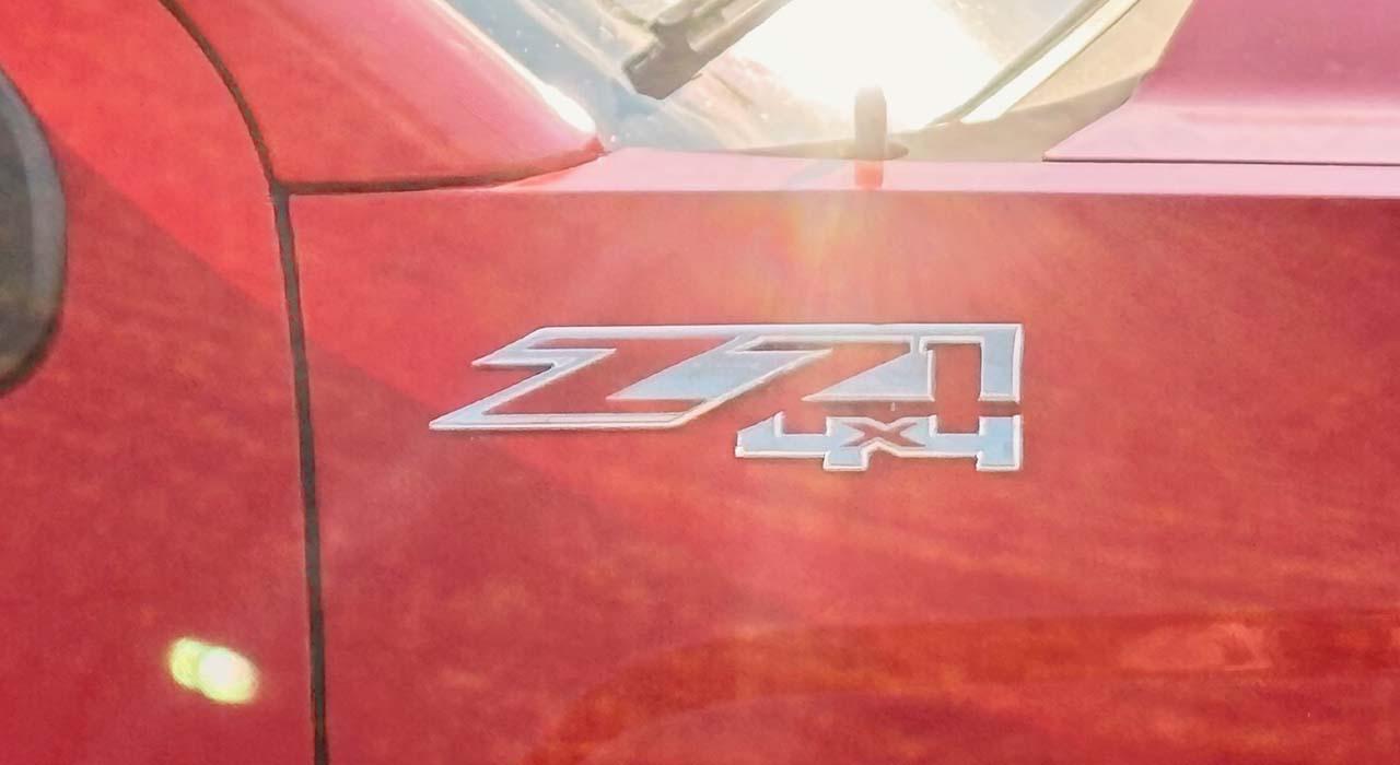 4th Image of a 2019 CHEVROLET SILVERADO 3500HD LTZ
