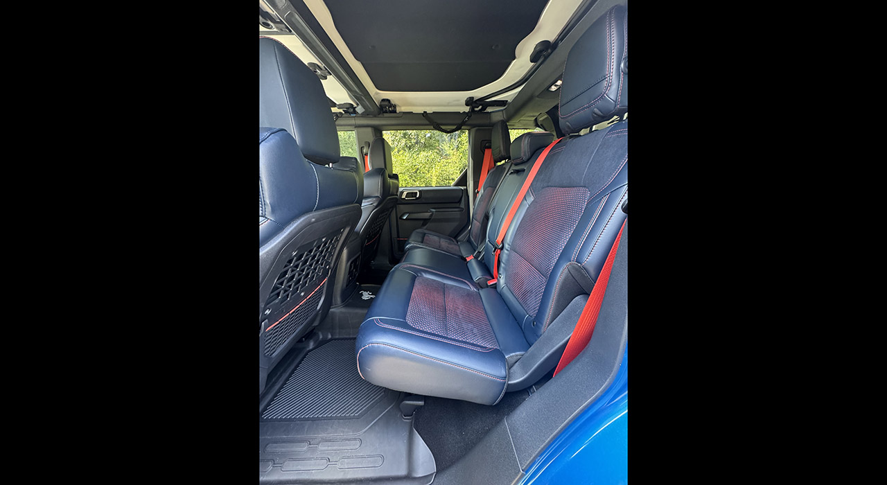 6th Image of a 2024 FORD BRONCO RAPTOR