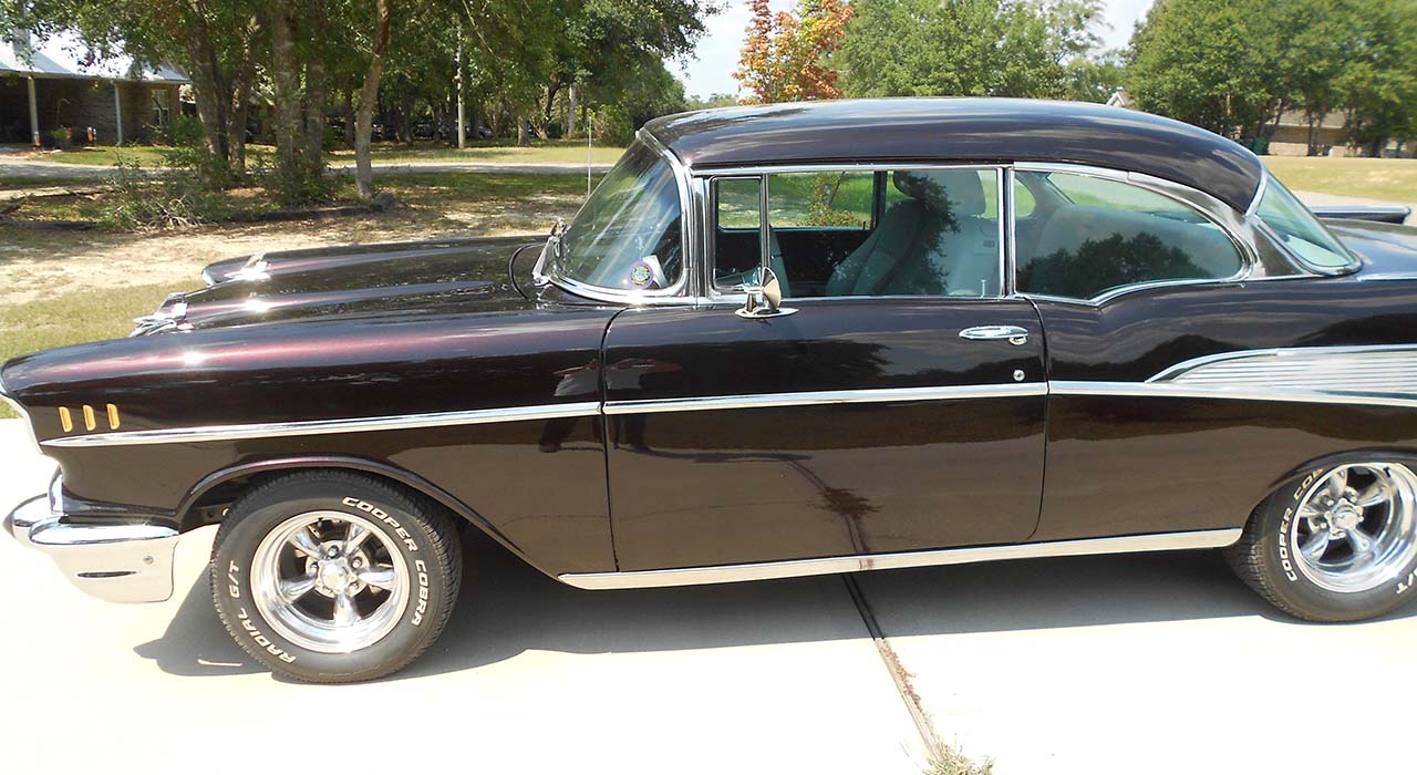 2nd Image of a 1957 CHEVROLET BELAIR