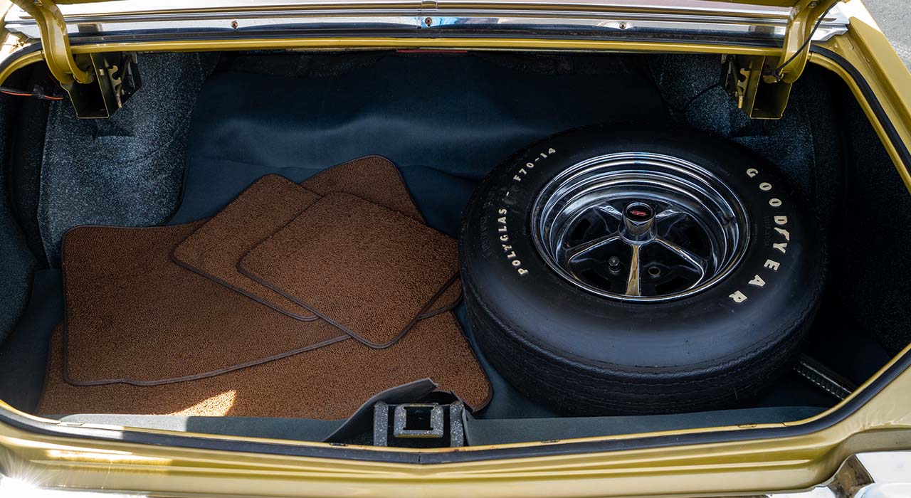 9th Image of a 1971 OLDSMOBILE 442 W-30