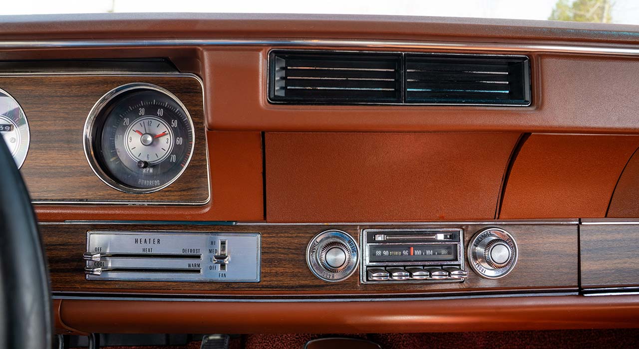 14th Image of a 1971 OLDSMOBILE 442 W-30