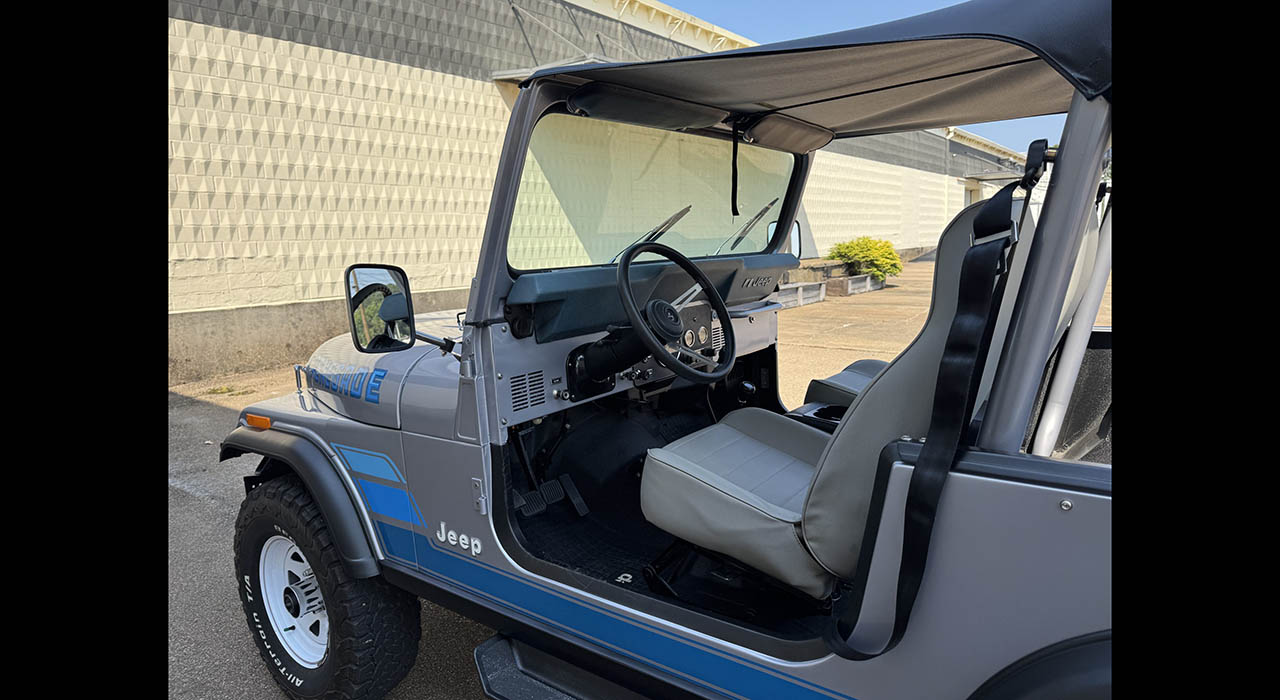 11th Image of a 1983 JEEP RENEGADE CJ7