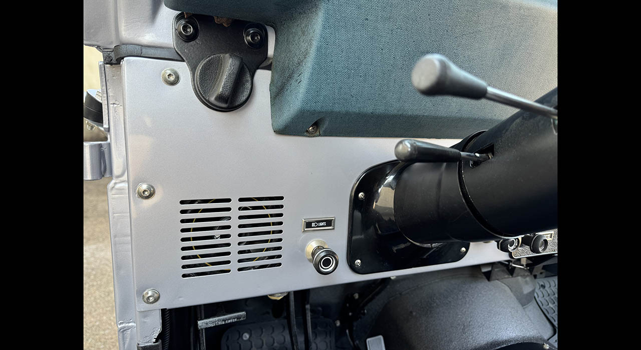 18th Image of a 1983 JEEP RENEGADE CJ7