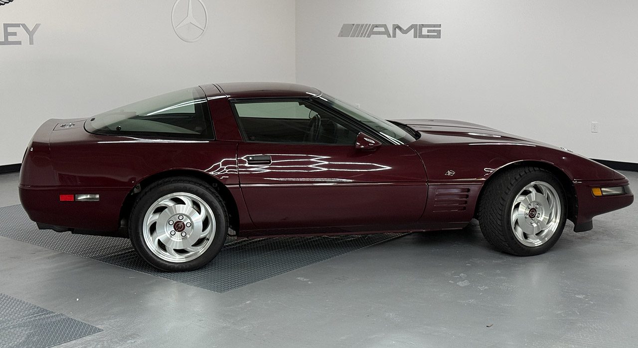 6th Image of a 1993 CHEVROLET CORVETTE