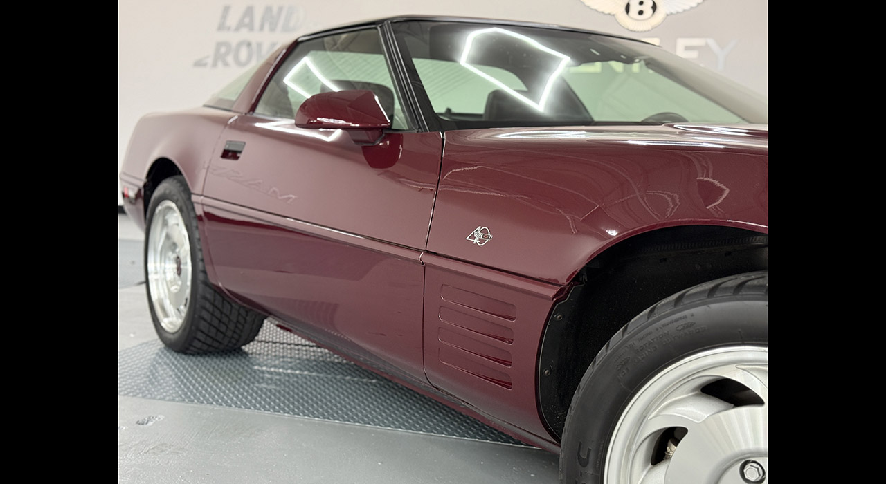 9th Image of a 1993 CHEVROLET CORVETTE