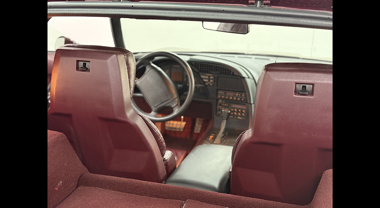 21st Image of a 1993 CHEVROLET CORVETTE