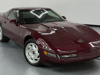 Image 3 of 24 of a 1993 CHEVROLET CORVETTE