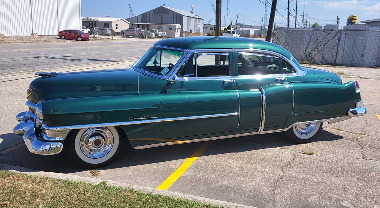 2nd Image of a 1952 CADILLAC SERIES 62