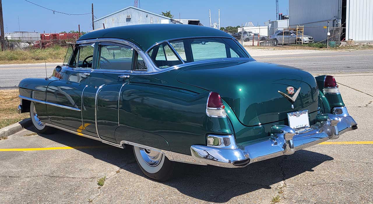 3rd Image of a 1952 CADILLAC SERIES 62