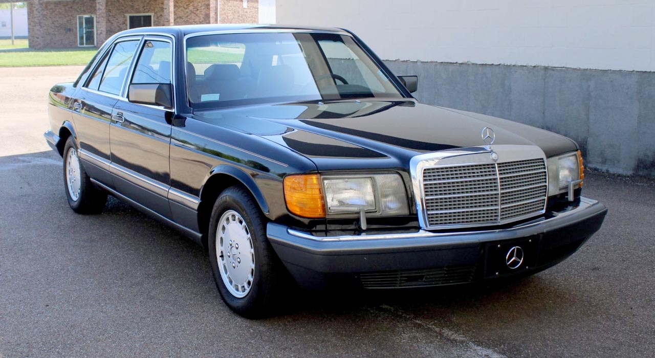1st Image of a 1990 MERCEDES-BENZ 300 SE