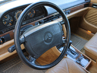 Image 14 of 27 of a 1990 MERCEDES-BENZ 300 SE