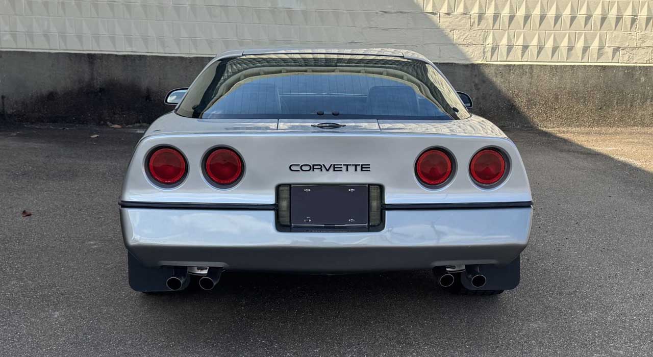 8th Image of a 1985 CHEVROLET CORVETTE