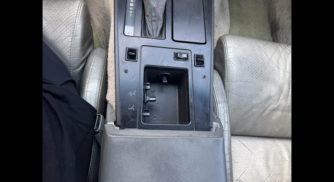 22nd Image of a 1985 CHEVROLET CORVETTE