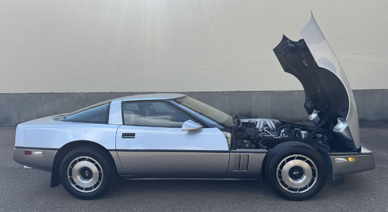 23rd Image of a 1985 CHEVROLET CORVETTE