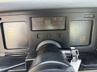 Image 19 of 27 of a 1985 CHEVROLET CORVETTE