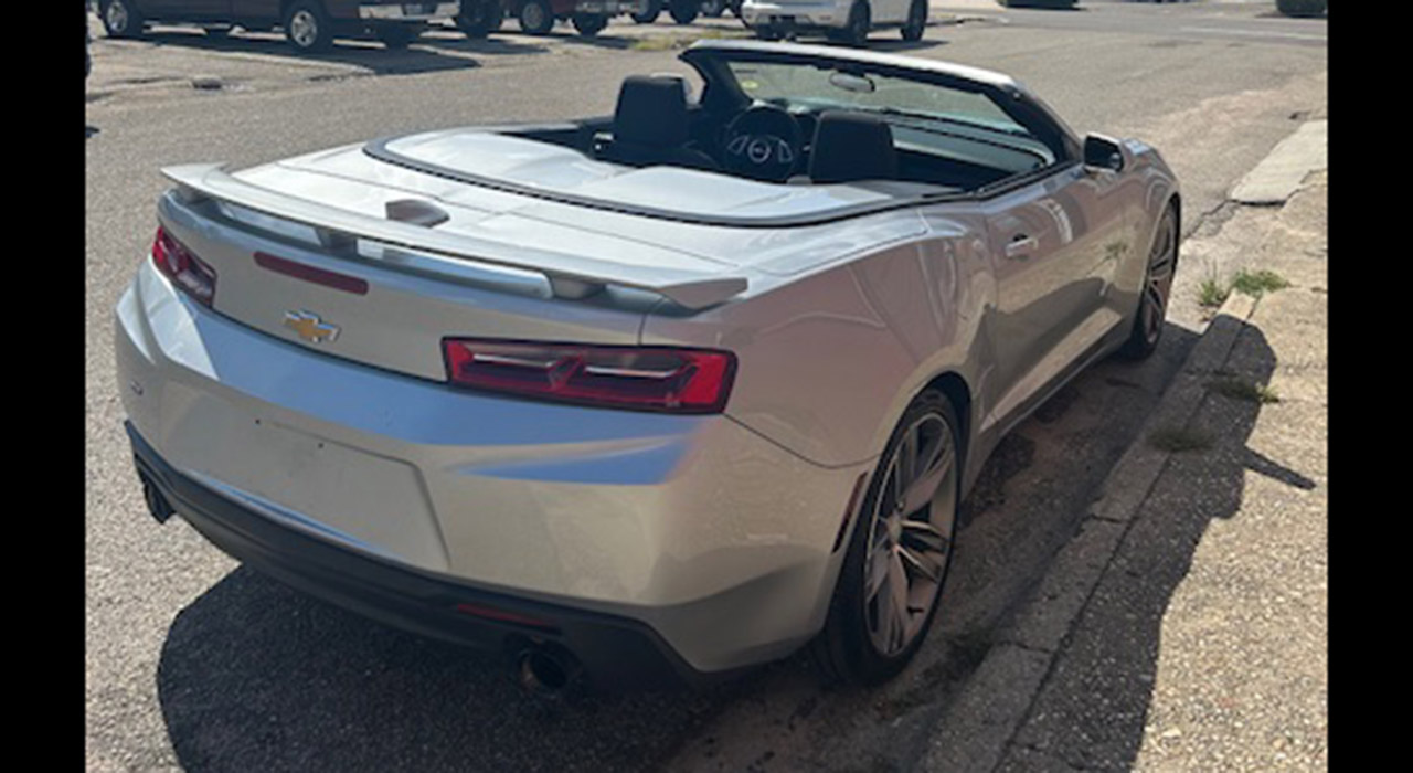 6th Image of a 2018 CHEVROLET CAMARO R/S