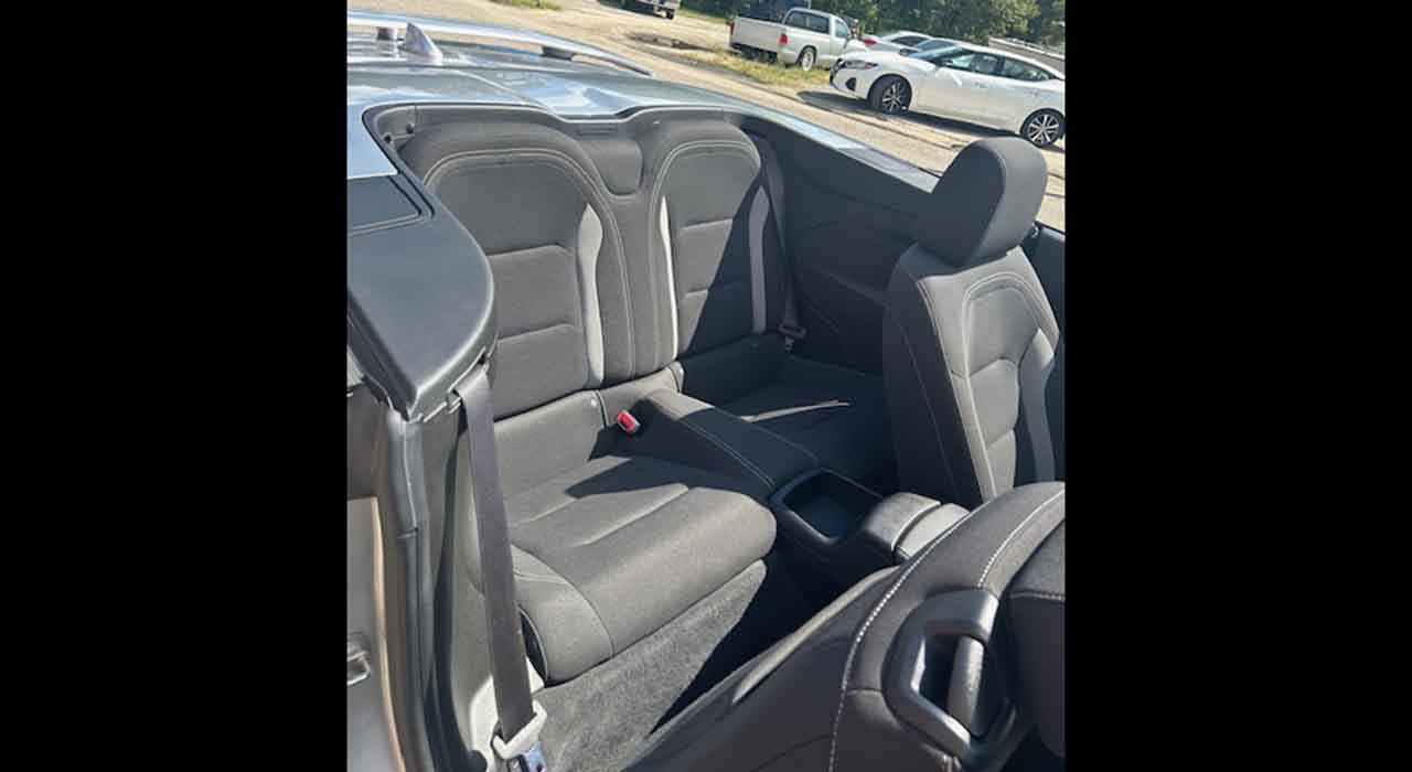 13th Image of a 2018 CHEVROLET CAMARO R/S