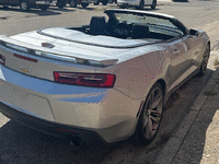 Image 7 of 20 of a 2018 CHEVROLET CAMARO R/S