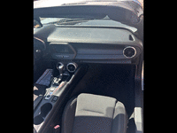 Image 15 of 20 of a 2018 CHEVROLET CAMARO R/S