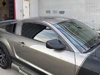Image 4 of 14 of a 2005 FORD MUSTANG GT