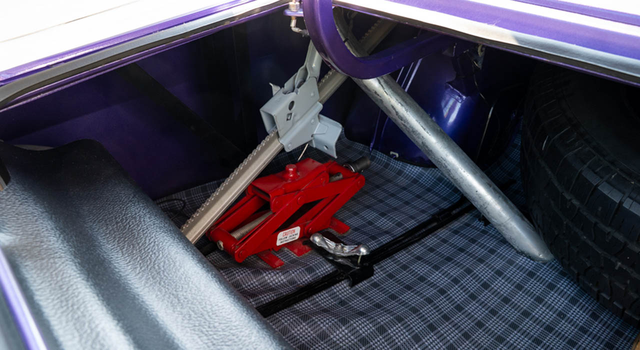 19th Image of a 1970 DODGE CHARGER DAYTONA
