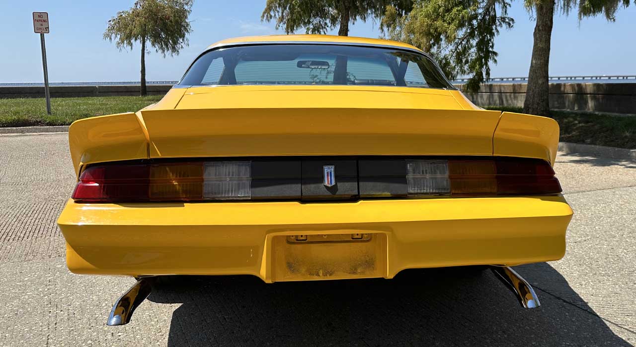 3rd Image of a 1981 CHEVROLET CAMARO
