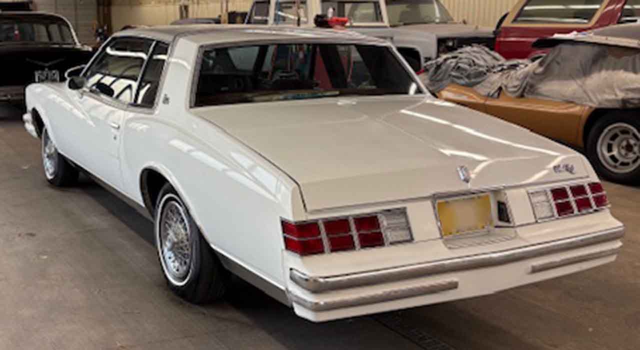 2nd Image of a 1980 CHEVROLET MONTE CARLO