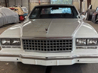 Image 5 of 11 of a 1980 CHEVROLET MONTE CARLO