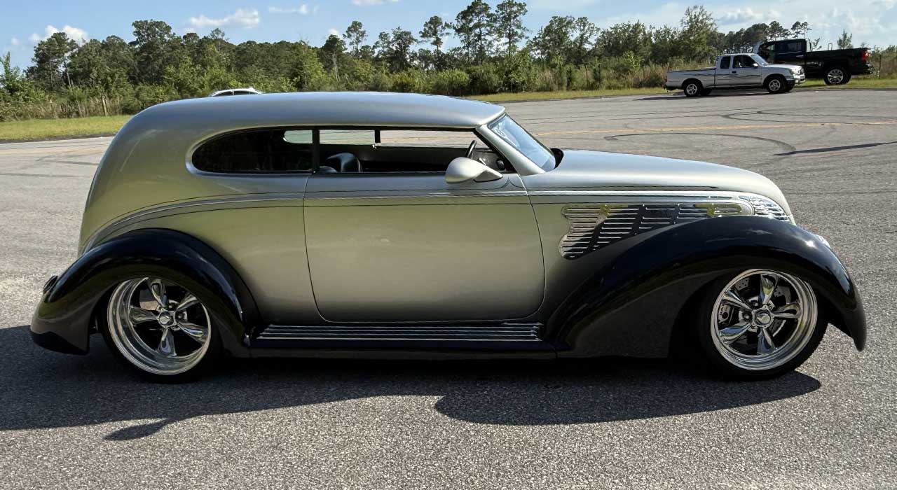 4th Image of a 1939 FORD DELUXE