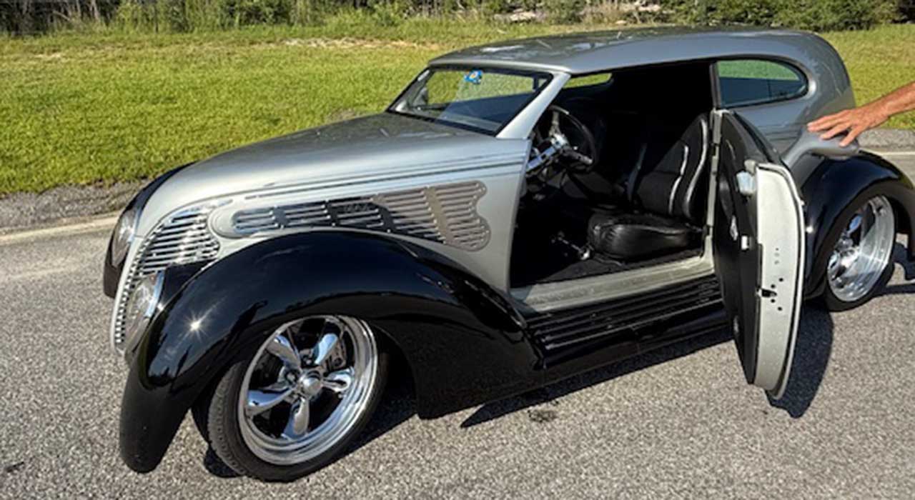 7th Image of a 1939 FORD DELUXE