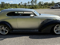 Image 5 of 21 of a 1939 FORD DELUXE