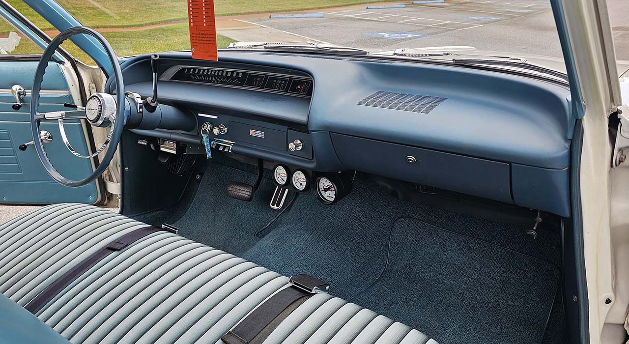 18th Image of a 1964 CHEVROLET BISCAYNE