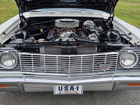 Image 23 of 24 of a 1964 CHEVROLET BISCAYNE