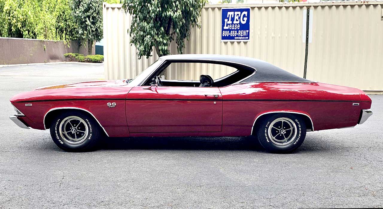 3rd Image of a 1969 CHEVROLET CHEVELLE SS