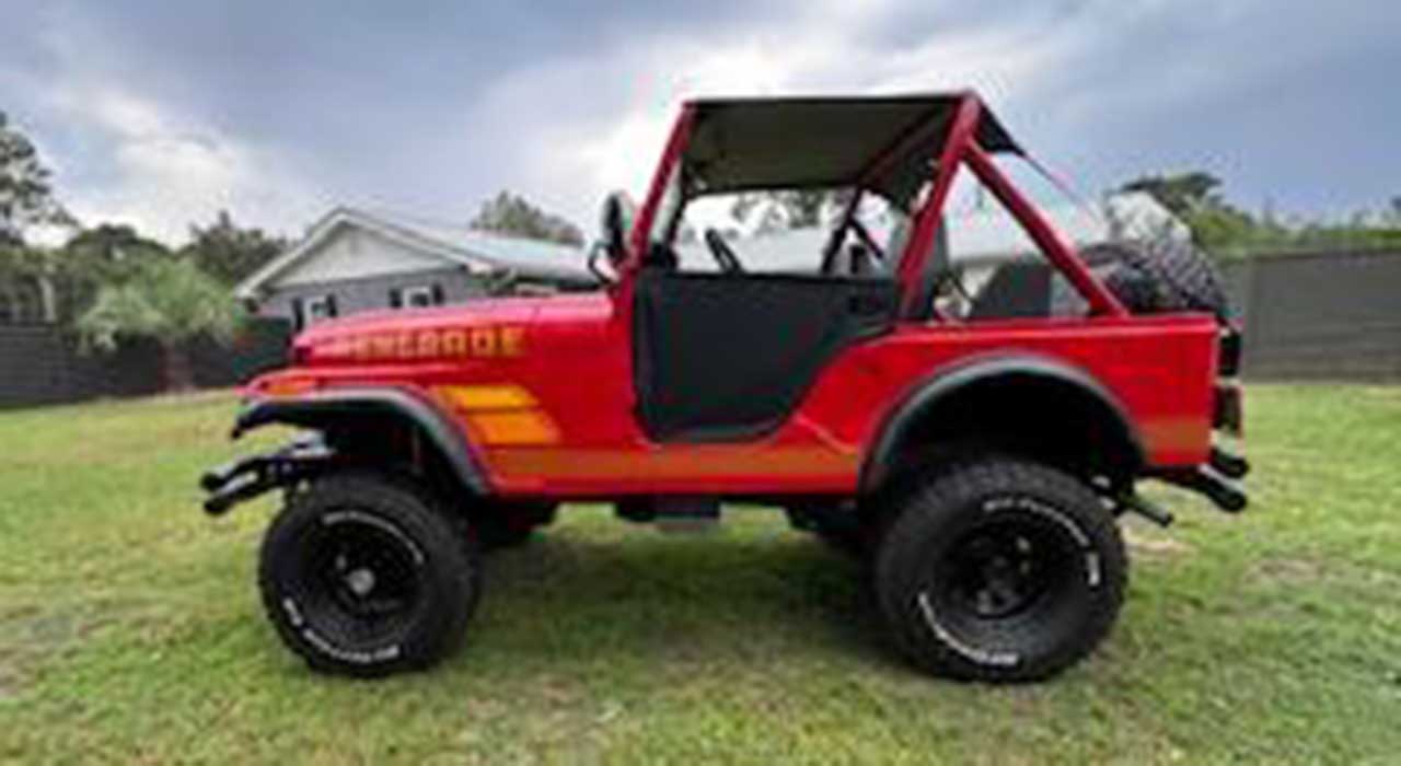 2nd Image of a 1983 JEEP CJ5