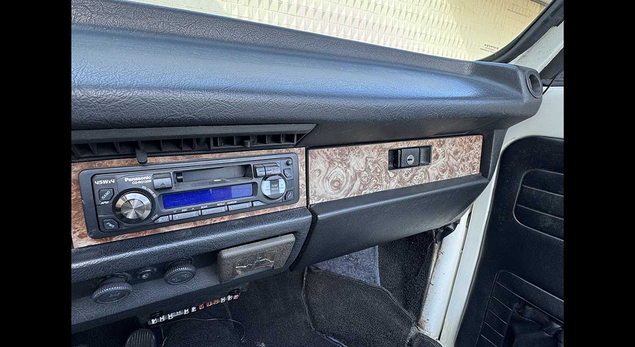 20th Image of a 1979 VOLKSWAGEN SUPER BEETLE