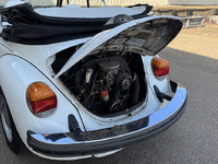 Image 30 of 32 of a 1979 VOLKSWAGEN SUPER BEETLE