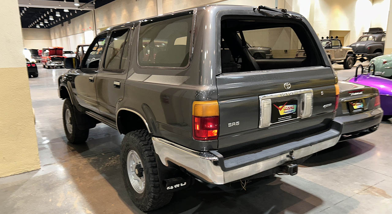1st Image of a 1993 TOYOTA 4RUNNER SR5
