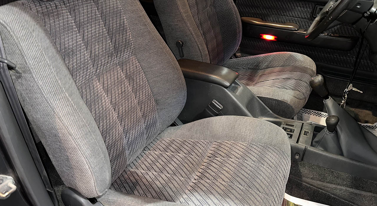 9th Image of a 1993 TOYOTA 4RUNNER SR5